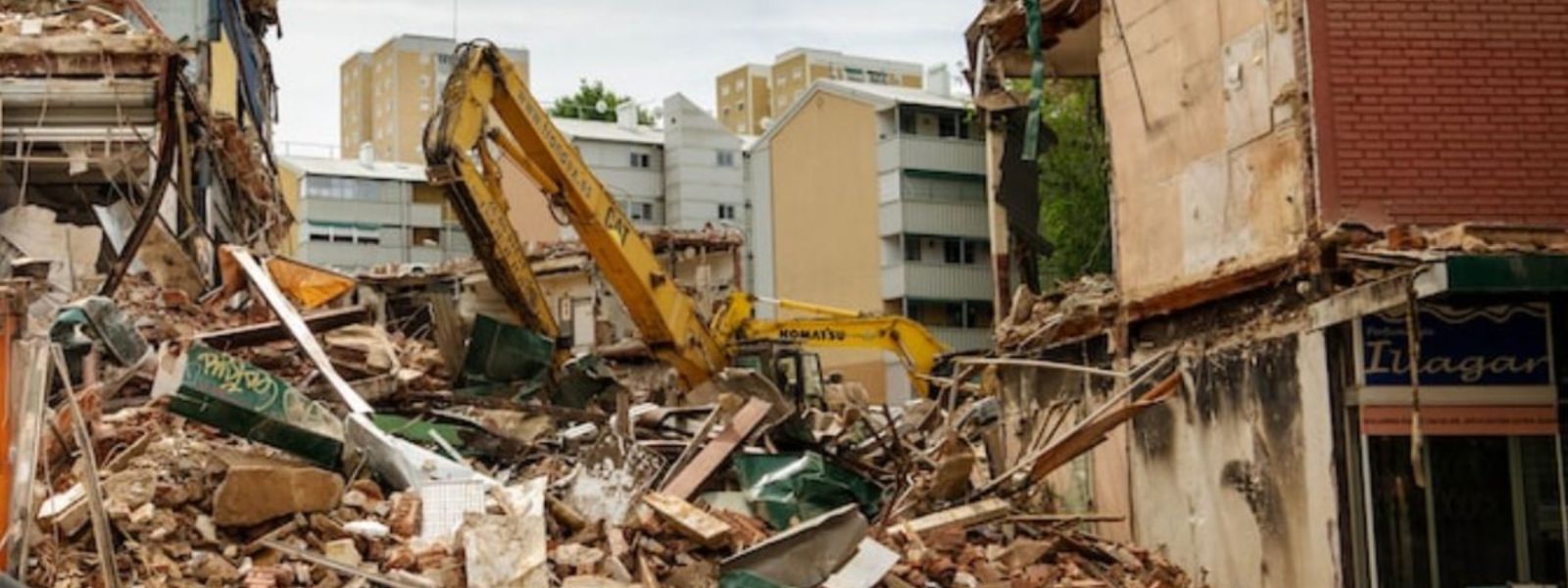 More than 2,000 dead in Afghan earthquake